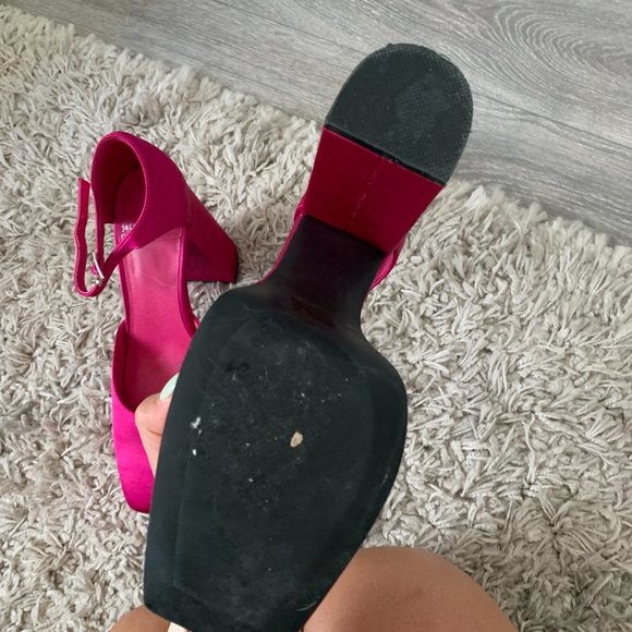 Jeffrey Campbell Ovr-N-Out Pump Pink - Picture 5 of 6